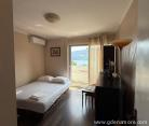Apartman "Ljilja", alloggi privati a Herceg Novi, Montenegro